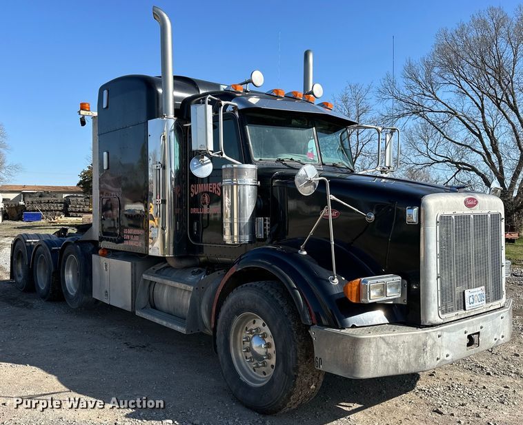 image for item OM9960 2006 Peterbilt  357 semi truck