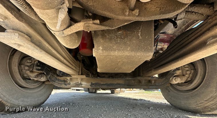 image for item OM9960 2006 Peterbilt  357 semi truck