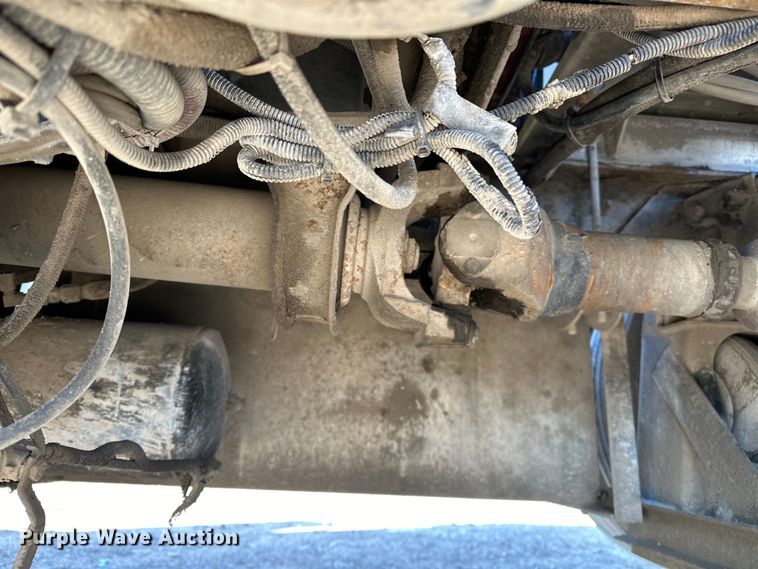 image for item OM9960 2006 Peterbilt  357 semi truck