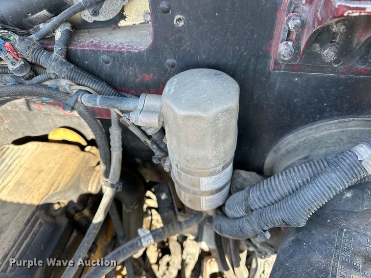 image for item OM9960 2006 Peterbilt  357 semi truck