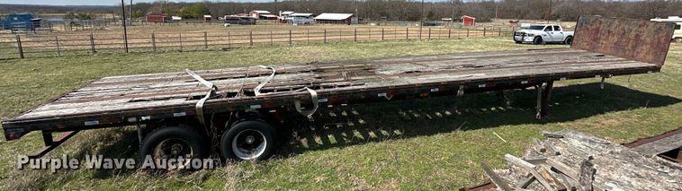 image for item OM9984 1991 Fontaine  FTW-4-8048SLW flatbed trailer