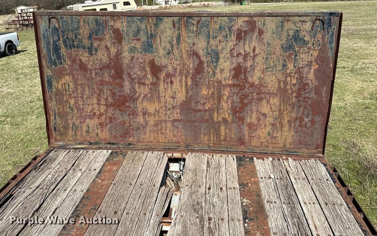 image for item OM9984 1991 Fontaine  FTW-4-8048SLW flatbed trailer