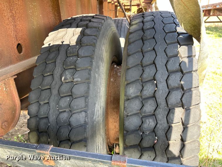 image for item OM9984 1991 Fontaine  FTW-4-8048SLW flatbed trailer