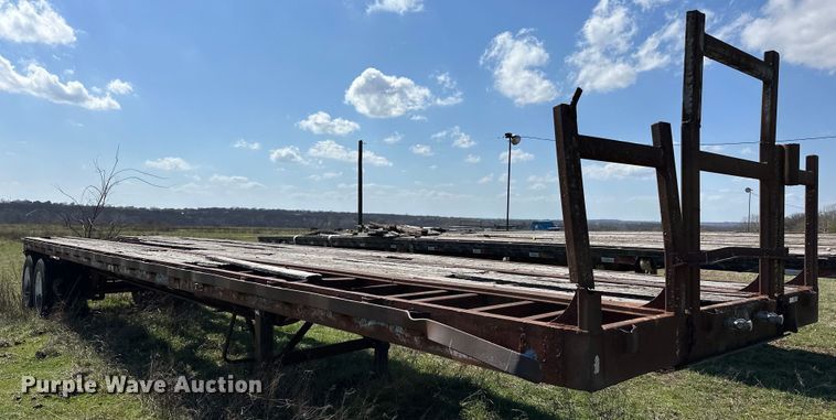 image for item OM9985 1968 Hobbs FBHCD-EP-40 flatbed trailer