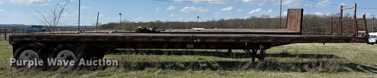 image for item OM9985 1968 Hobbs FBHCD-EP-40 flatbed trailer