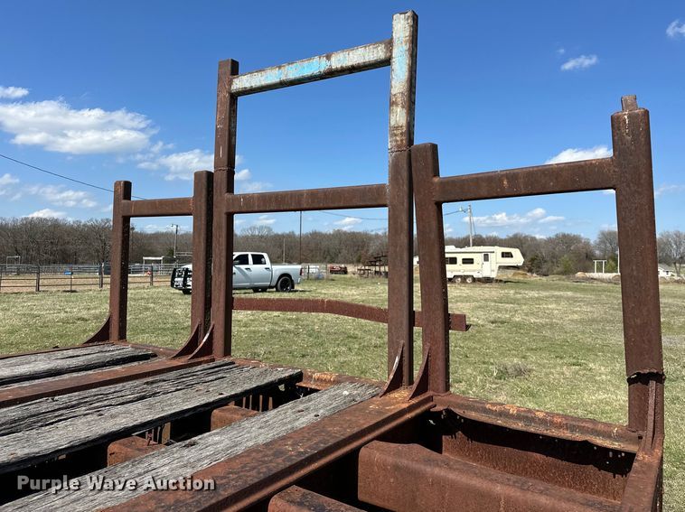 image for item OM9985 1968 Hobbs FBHCD-EP-40 flatbed trailer