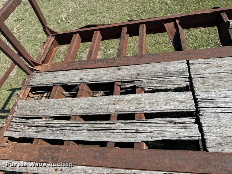 image for item OM9985 1968 Hobbs FBHCD-EP-40 flatbed trailer