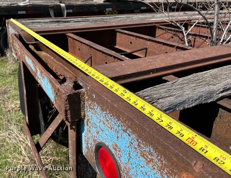 image for item OM9985 1968 Hobbs FBHCD-EP-40 flatbed trailer