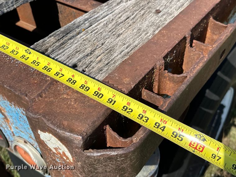 image for item OM9985 1968 Hobbs FBHCD-EP-40 flatbed trailer