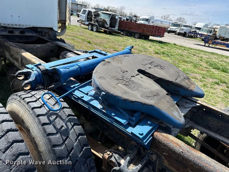 image for item OM9993 1981 Freightliner  FLC semi truck