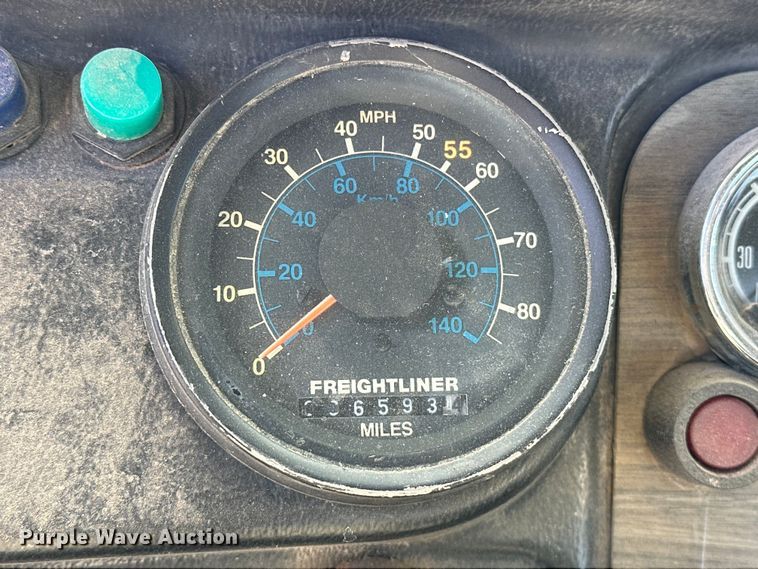 image for item OM9993 1981 Freightliner  FLC semi truck