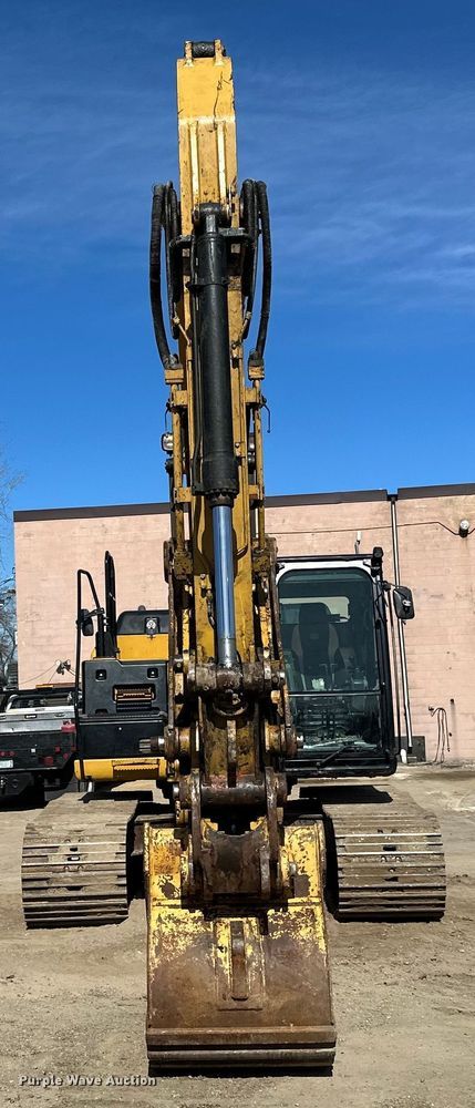 image for item DG0494 2012 Caterpillar 320E excavator