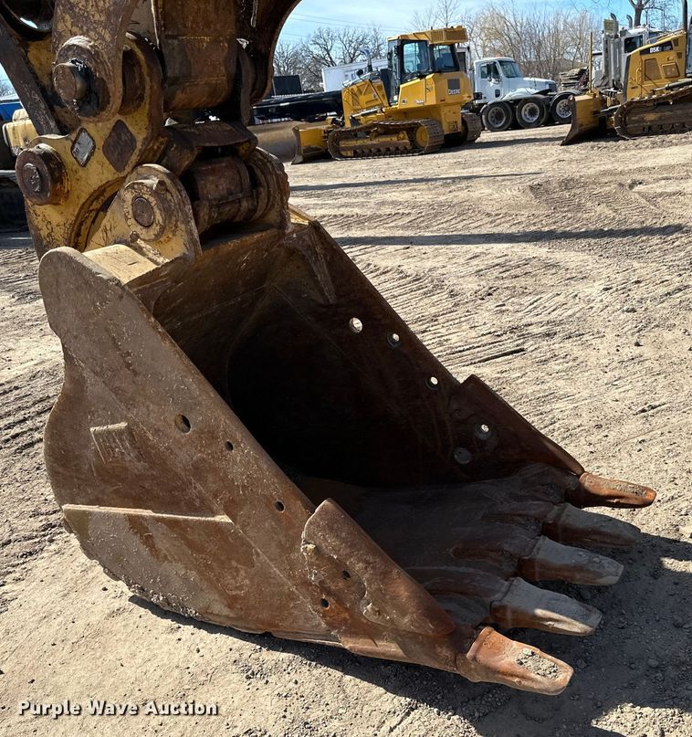 image for item DG0494 2012 Caterpillar 320E excavator