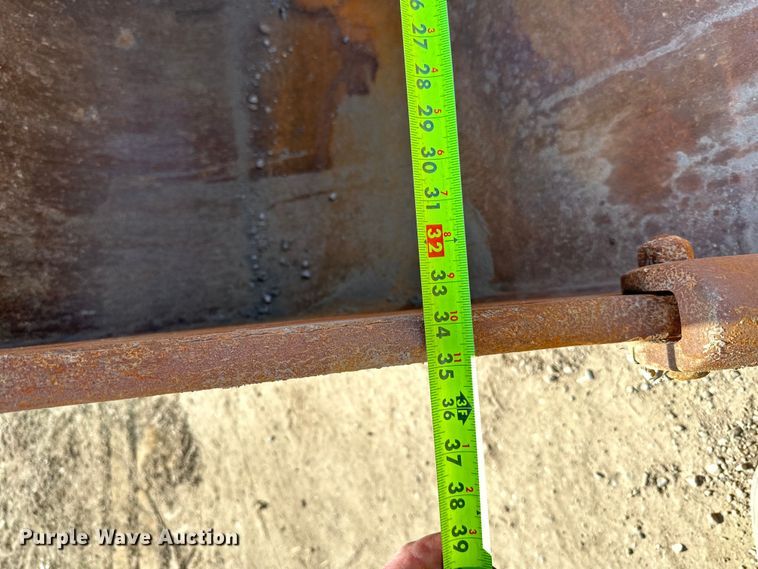 image for item DG0494 2012 Caterpillar 320E excavator