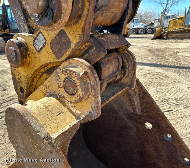 image for item DG0494 2012 Caterpillar 320E excavator