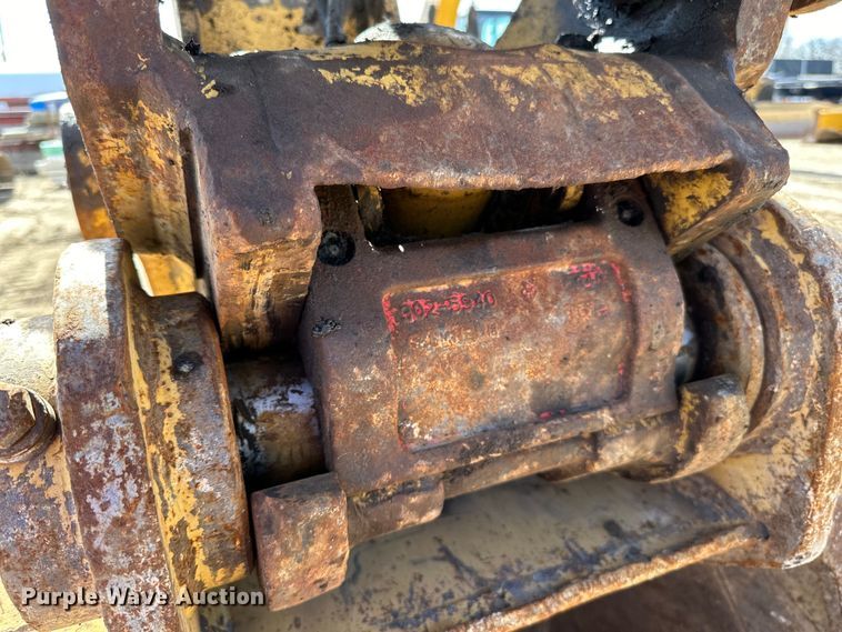 image for item DG0494 2012 Caterpillar 320E excavator