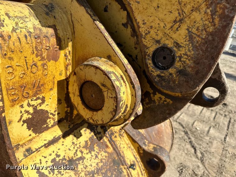 image for item DG0494 2012 Caterpillar 320E excavator