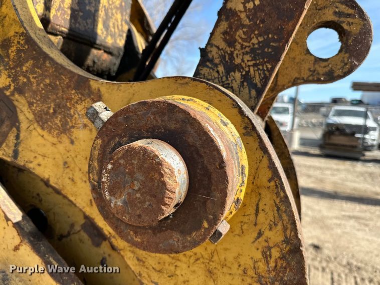 image for item DG0494 2012 Caterpillar 320E excavator