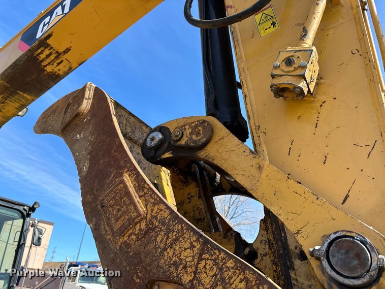 image for item DG0494 2012 Caterpillar 320E excavator
