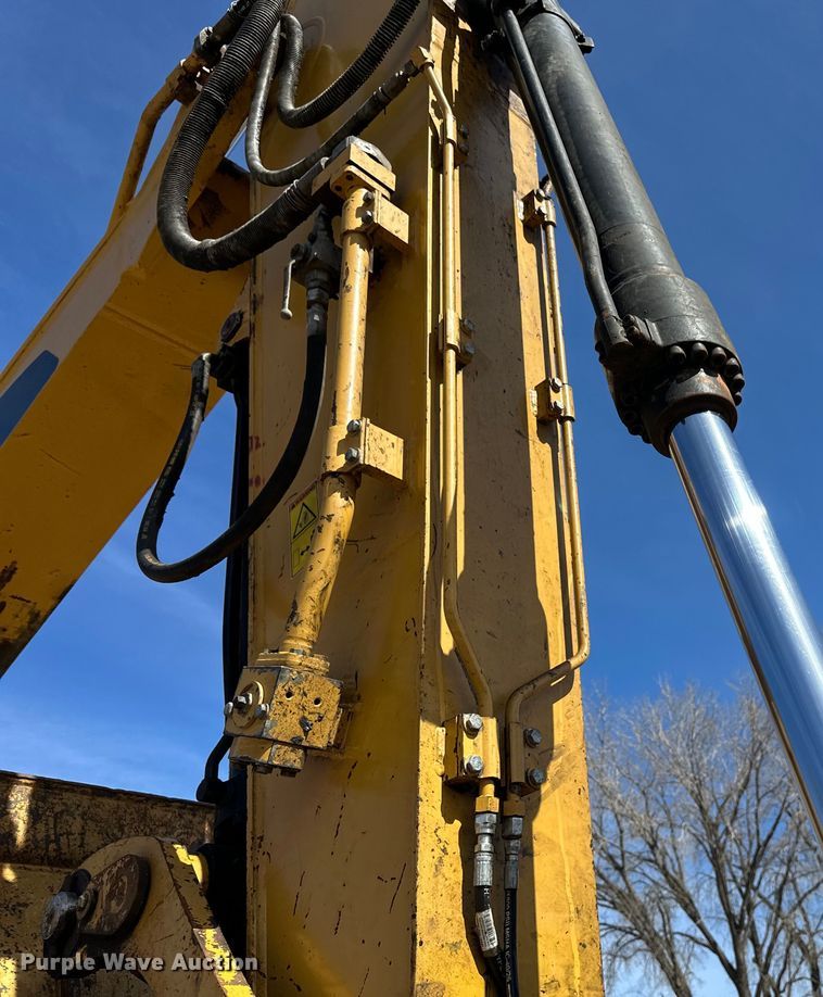 image for item DG0494 2012 Caterpillar 320E excavator