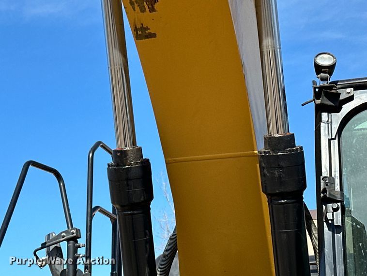 image for item DG0494 2012 Caterpillar 320E excavator