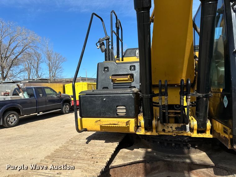 image for item DG0494 2012 Caterpillar 320E excavator