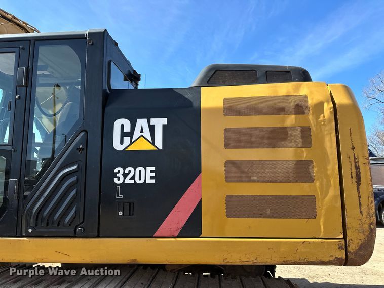 image for item DG0494 2012 Caterpillar 320E excavator