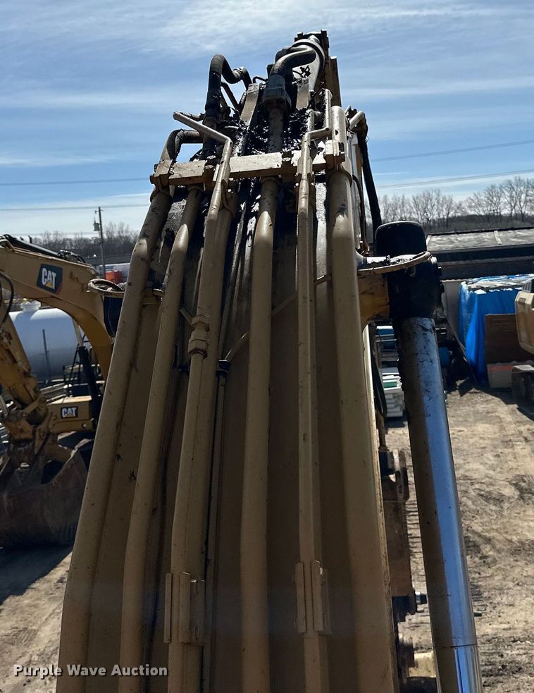 image for item DG0494 2012 Caterpillar 320E excavator