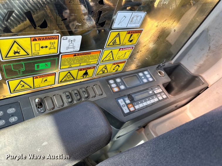 image for item DG0494 2012 Caterpillar 320E excavator