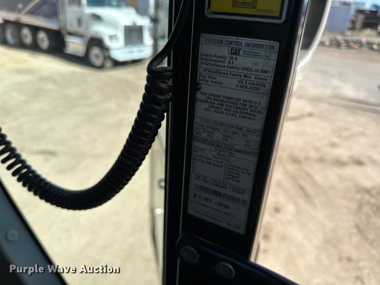 image for item DG0494 2012 Caterpillar 320E excavator