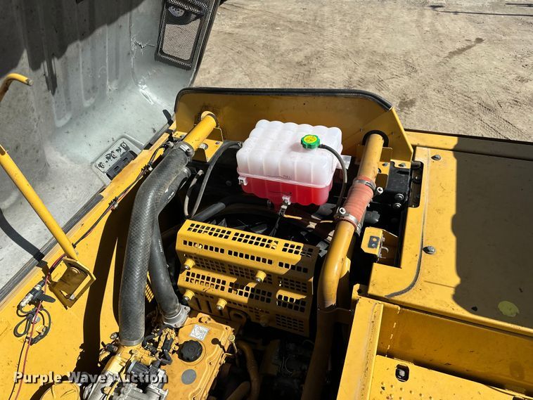 image for item DG0494 2012 Caterpillar 320E excavator