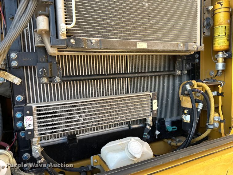 image for item DG0494 2012 Caterpillar 320E excavator