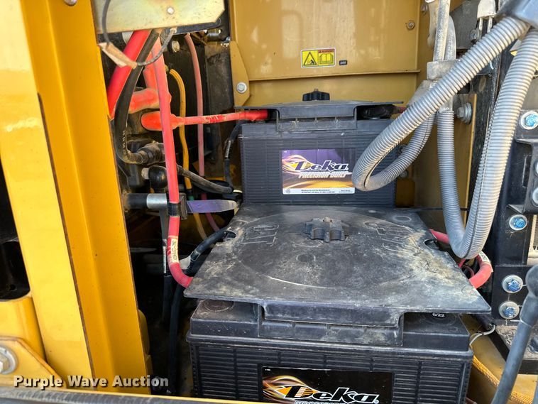 image for item DG0494 2012 Caterpillar 320E excavator