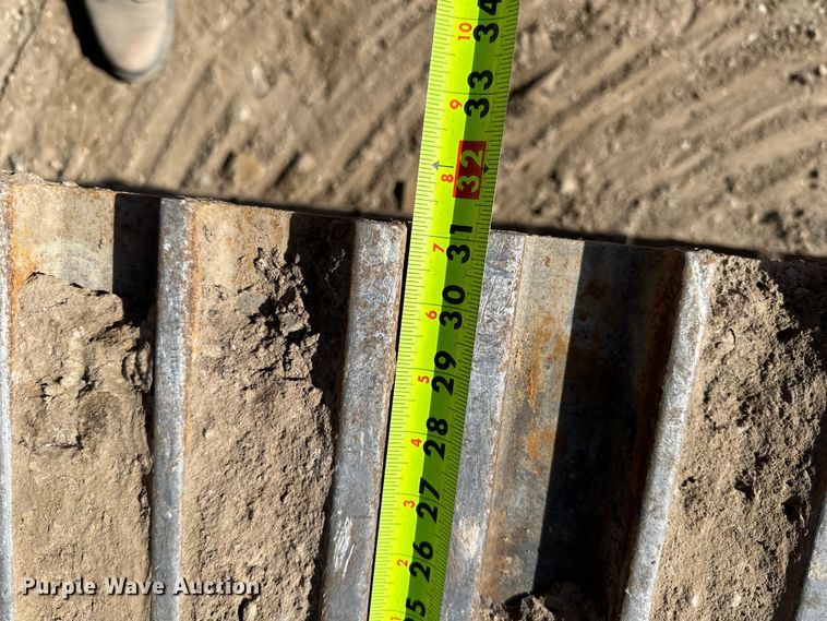 image for item DG0494 2012 Caterpillar 320E excavator