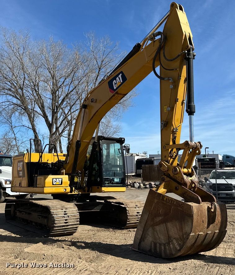 image for item DG0495 2019 Caterpillar 320 excavator