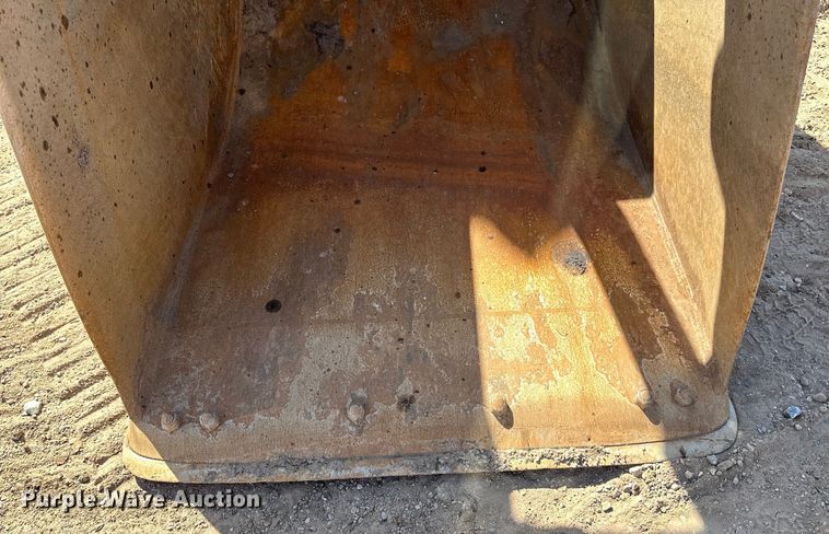 image for item DG0495 2019 Caterpillar 320 excavator