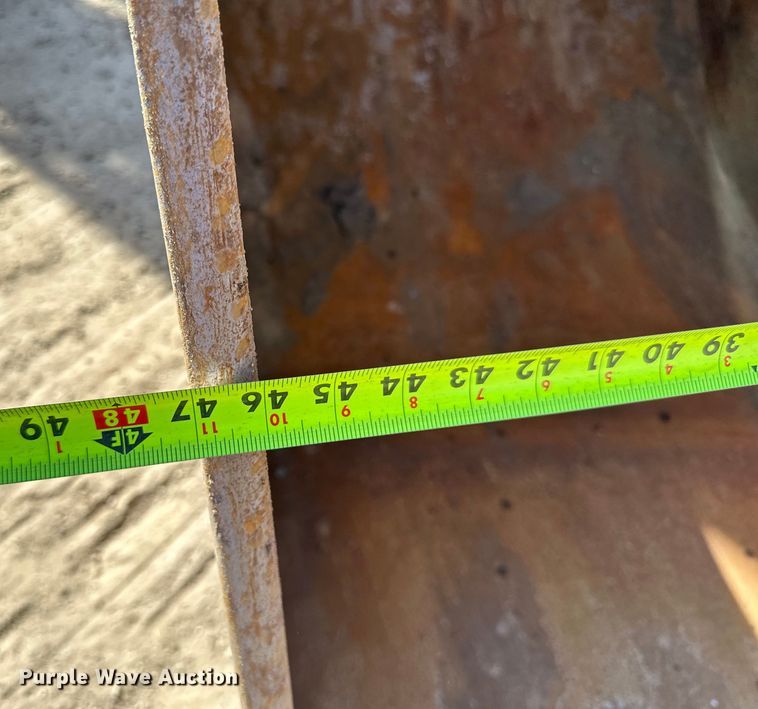 image for item DG0495 2019 Caterpillar 320 excavator