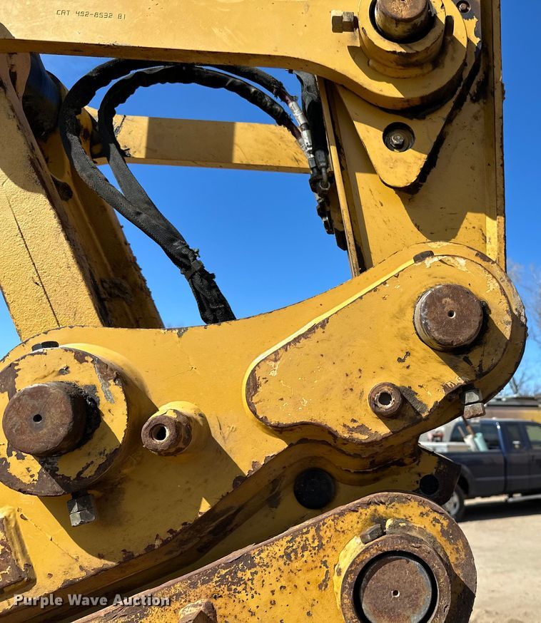 image for item DG0495 2019 Caterpillar 320 excavator