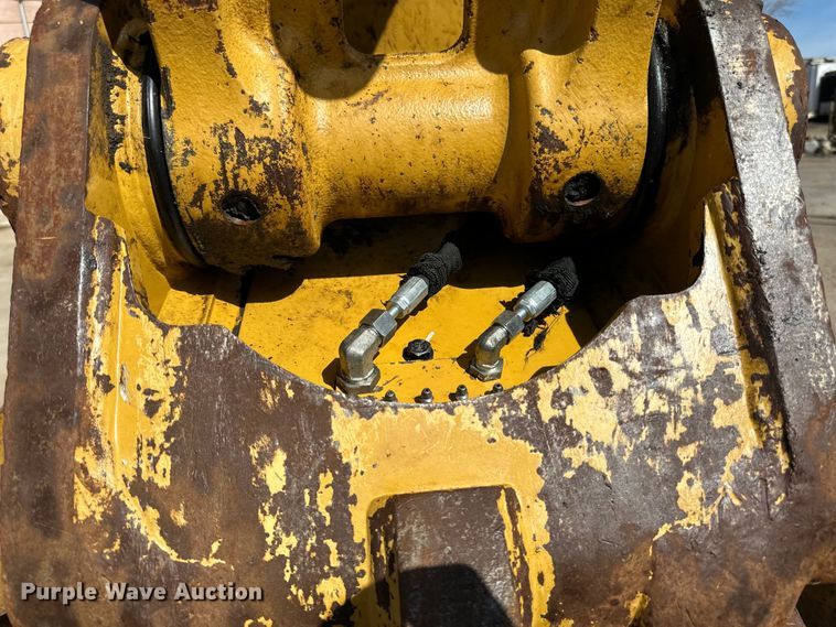 image for item DG0495 2019 Caterpillar 320 excavator