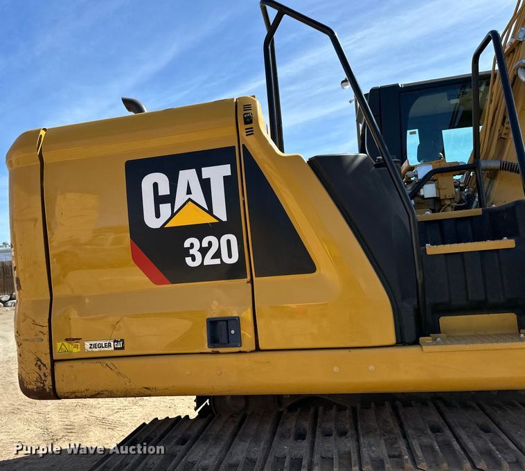 image for item DG0495 2019 Caterpillar 320 excavator