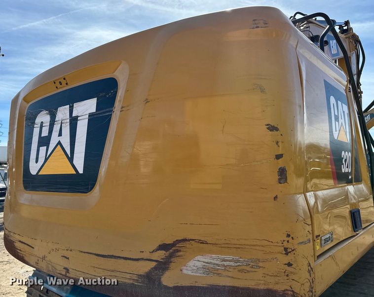 image for item DG0495 2019 Caterpillar 320 excavator