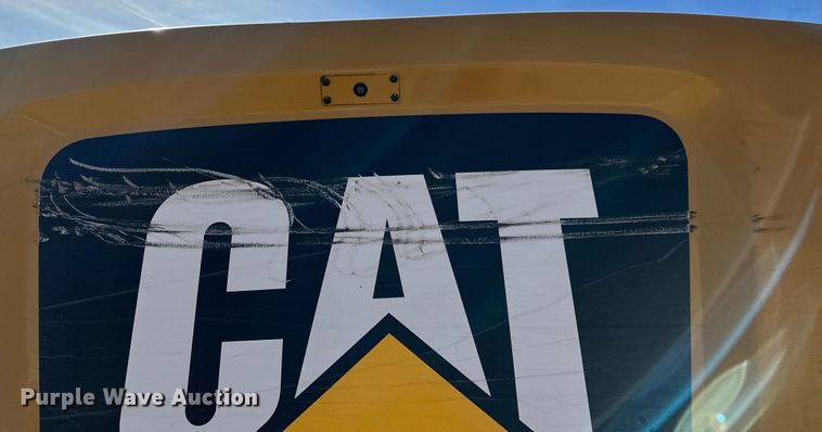 image for item DG0495 2019 Caterpillar 320 excavator