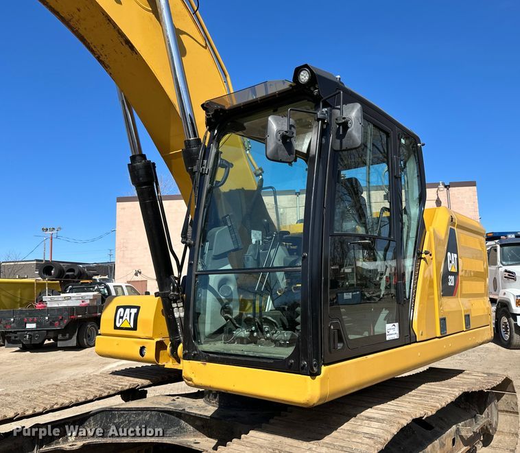 image for item DG0495 2019 Caterpillar 320 excavator