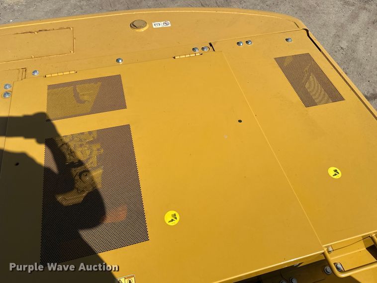 image for item DG0495 2019 Caterpillar 320 excavator