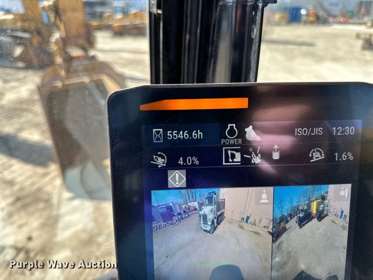 image for item DG0495 2019 Caterpillar 320 excavator