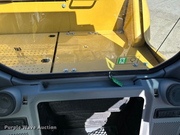 image for item DG0495 2019 Caterpillar 320 excavator