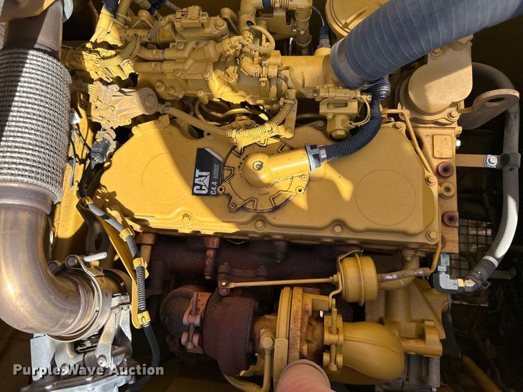 image for item DG0495 2019 Caterpillar 320 excavator