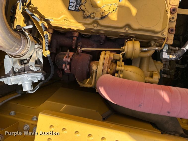 image for item DG0495 2019 Caterpillar 320 excavator