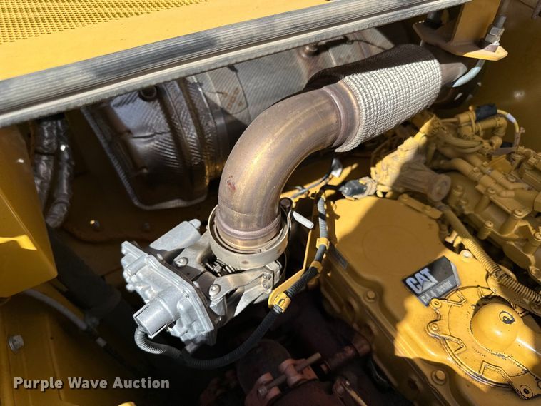 image for item DG0495 2019 Caterpillar 320 excavator