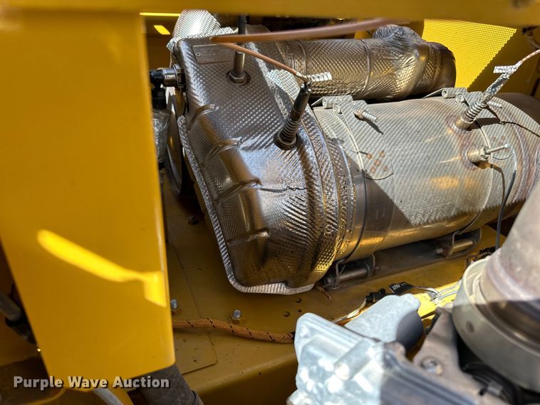 image for item DG0495 2019 Caterpillar 320 excavator